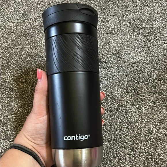Contigo Black Travel Mug - Picture 2 of 8